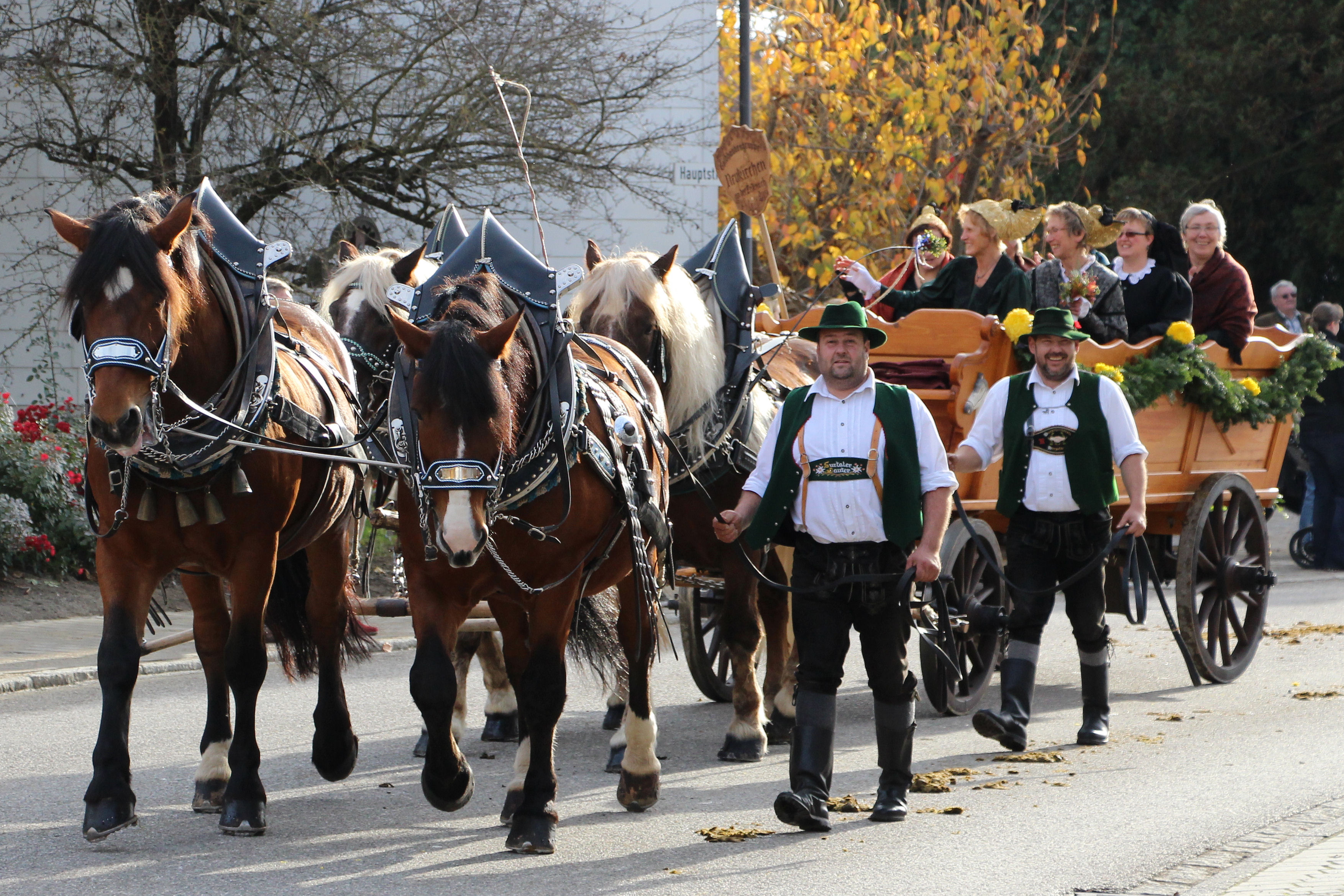 Leonhardi Kirchweidach 2015
&copy; Reitthaler Andrea